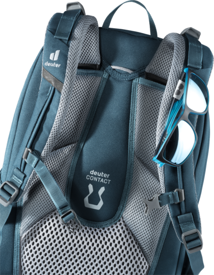 deuter strike backpack