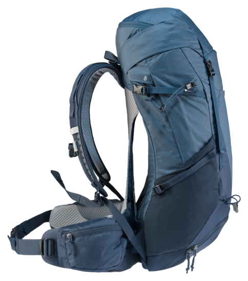 blue osprey backpack