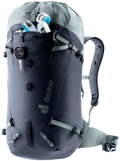 Mountaineering and Climbing backpack Guide 30