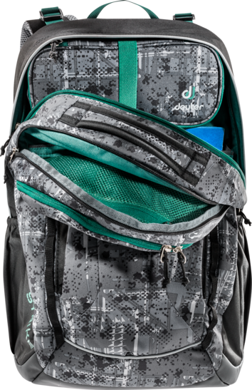 School backpack Strike