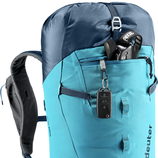 Mountaineering and Climbing backpack Guide 22 SL