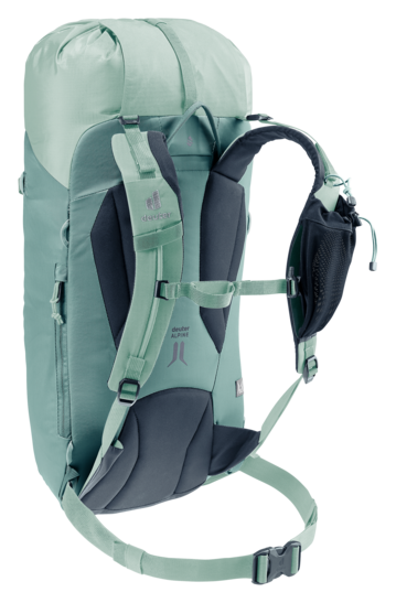 Mountaineering and Climbing backpack Guide 22 SL