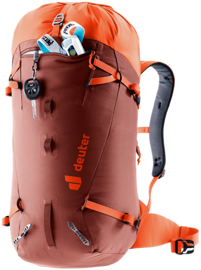 Mountaineering and Climbing backpack Guide 30