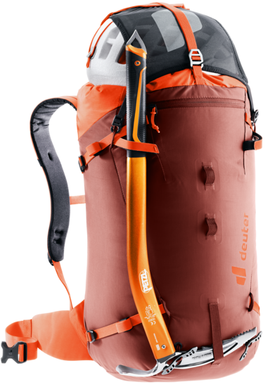 Mountaineering and Climbing backpack Guide 30