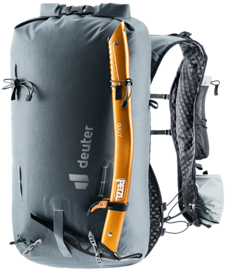 Mountaineering and Climbing backpack Vertrail 16