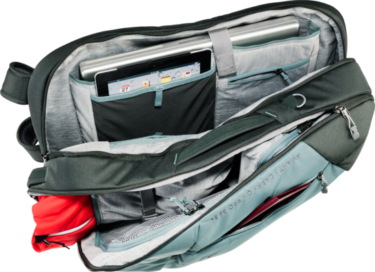 Travel backpack AViANT Carry On Pro 36 SL