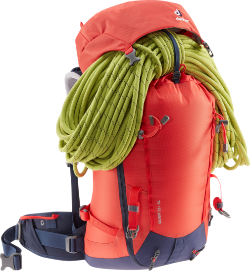 Mountaineering and Climbing backpack Guide 32+ SL