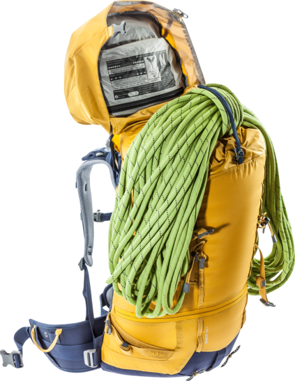 Mountaineering and Climbing backpack Guide 44+