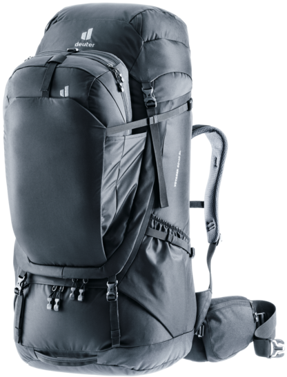 Traveller deuter new arrivals