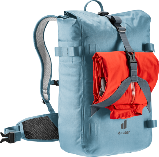 Waterproof backpack mec best sale