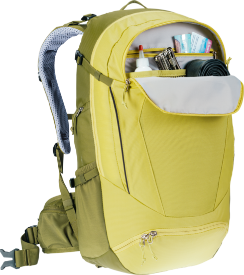 商品画像：Amazon.com : Deuter Unisex Trans Alpine 30 Backpack (Pack of 2
