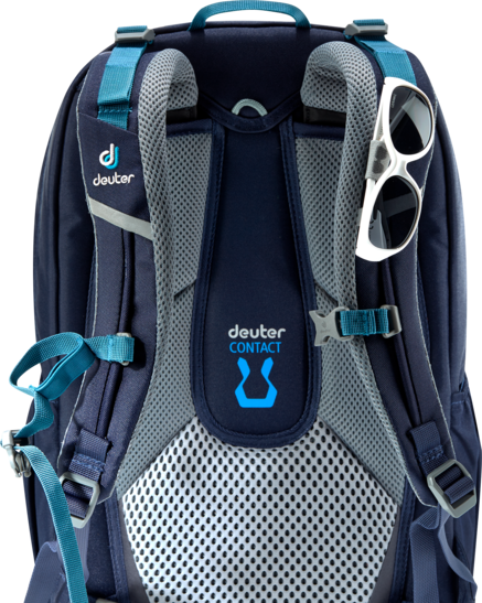 School backpack Strike