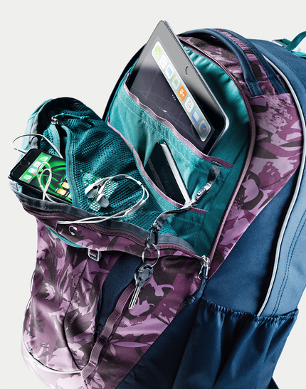 School backpack Strike