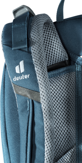 School backpack Strike