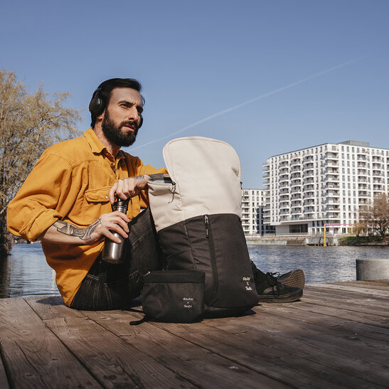 Lifestyle daypack deuter x Teufel UP Berlin Bundle